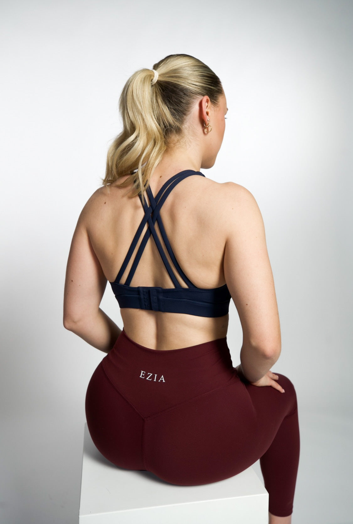 Camila Sports Bra - Navy