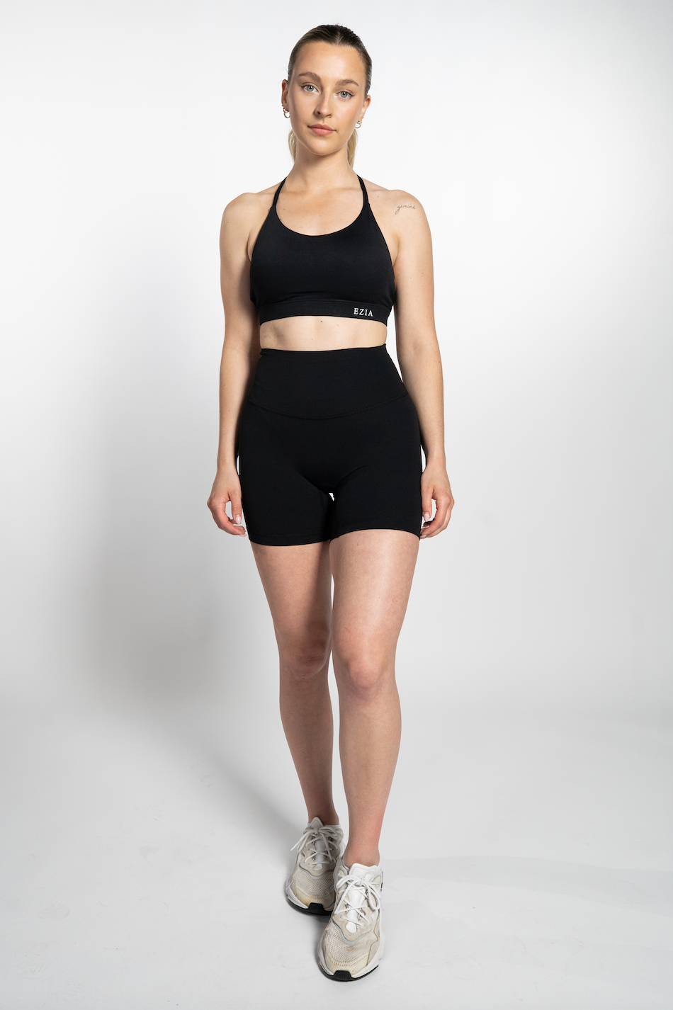 Bella Rose Shorts - Black