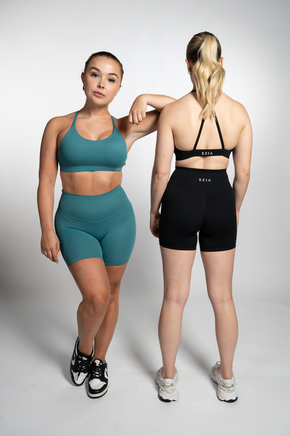 Bella Rose Shorts - Black