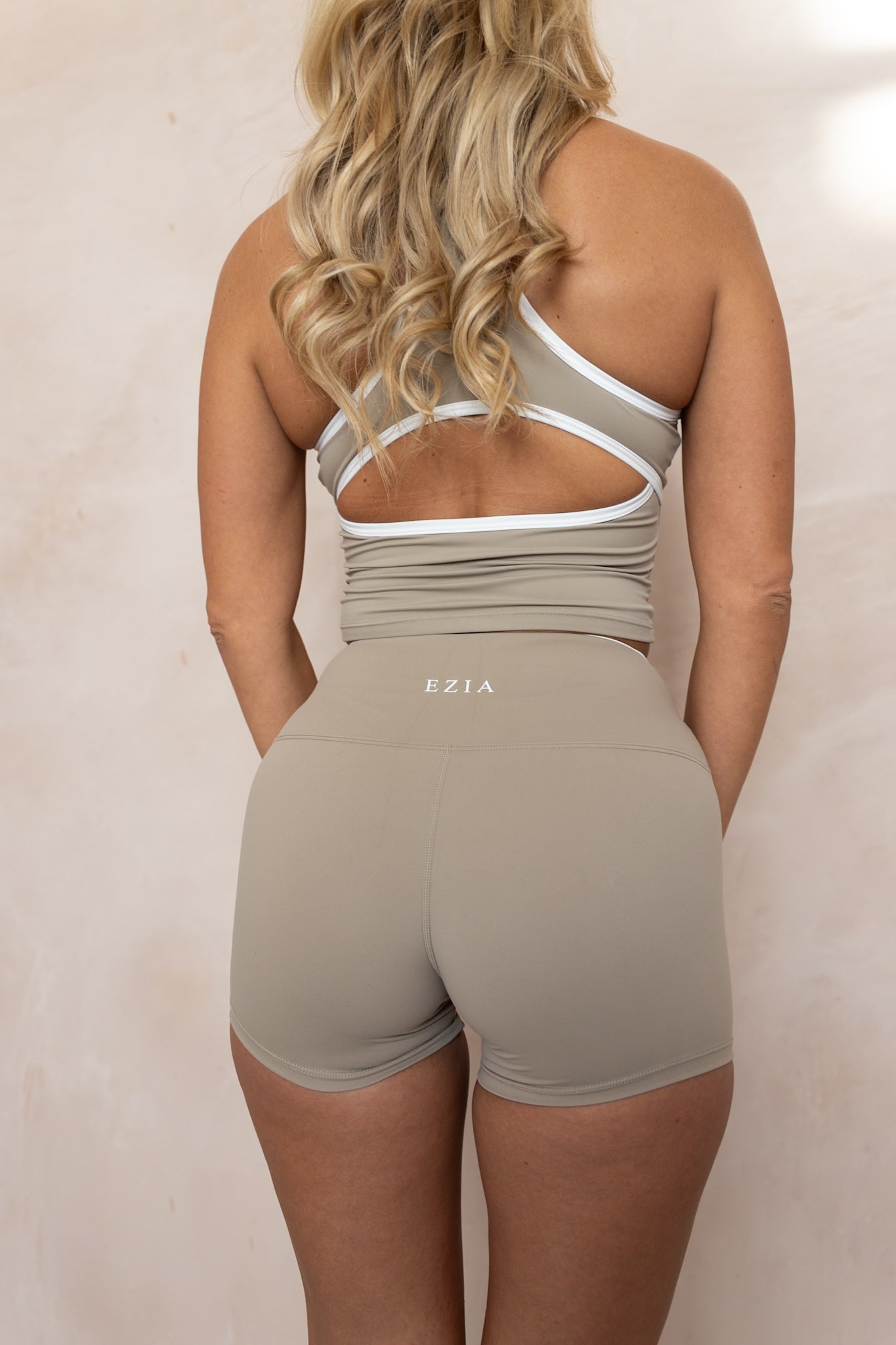 Zya Shorts - Linen